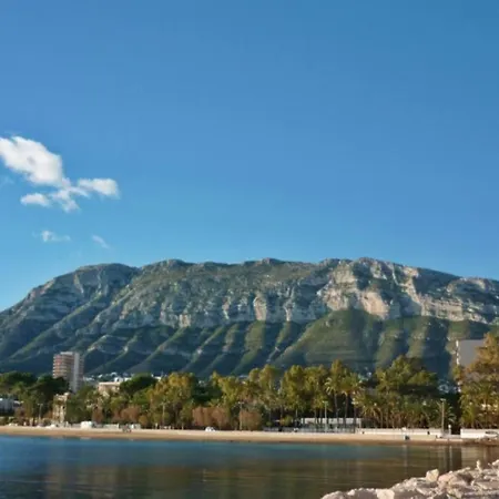 Hébergement de vacances Encantadora Con Piscina En El Montgo-denia Dénia